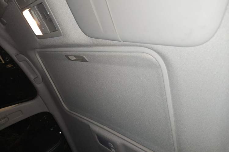 Used Nissan Tiida 2021 1.6L CVT Smart Drive Edition Headliner