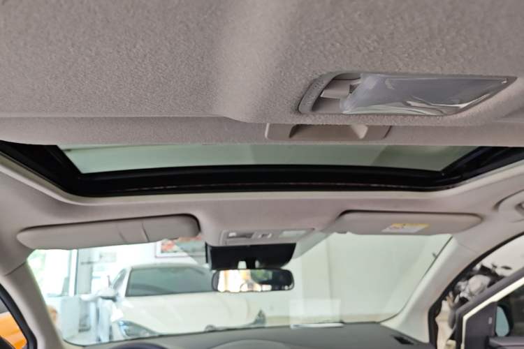 Used Nissan Tiida 2021 1.6L CVT Smart Drive Edition Headliner