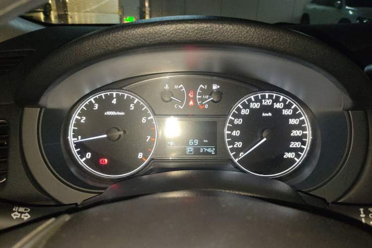 Used Nissan Tiida 2021 1.6L CVT Cool Edition Instrument Cluster