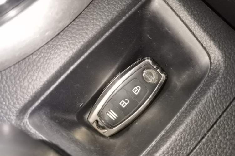 Used Nissan Tiida 2021 1.6L CVT Smart Drive Edition Interior 1