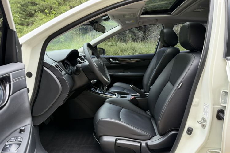 Used Nissan Tiida 2021 1.6L CVT Smart Drive Edition Interior 1