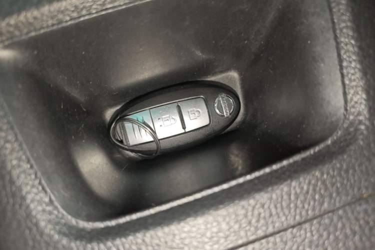 Used Nissan Tiida 2021 1.6L CVT Smart Drive Edition Interior 1
