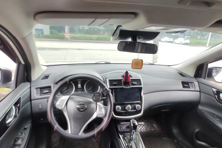 Used Nissan Tiida 2021 1.6L CVT Smart Drive Edition Interior 2