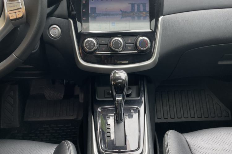 Used Nissan Tiida 2021 1.6L CVT Smart Drive Edition Interior 4