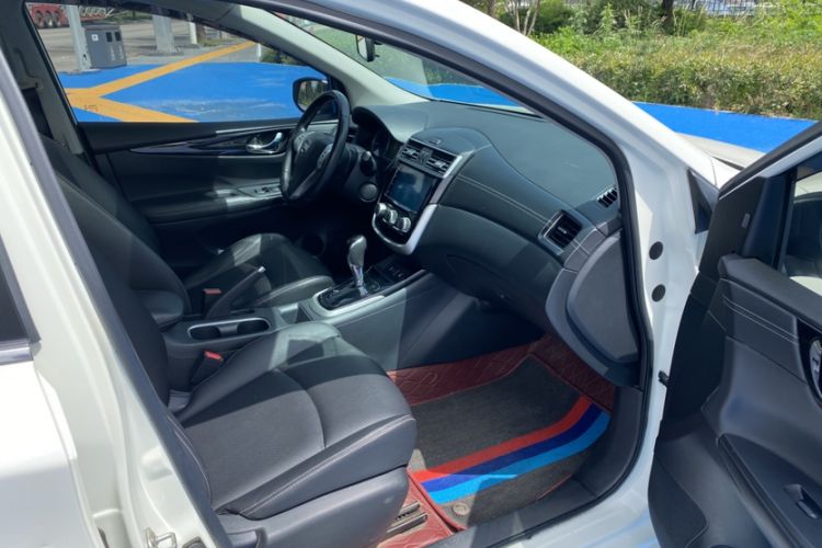 Used Nissan Tiida 2021 1.6L CVT Smart Drive Edition Interior 5