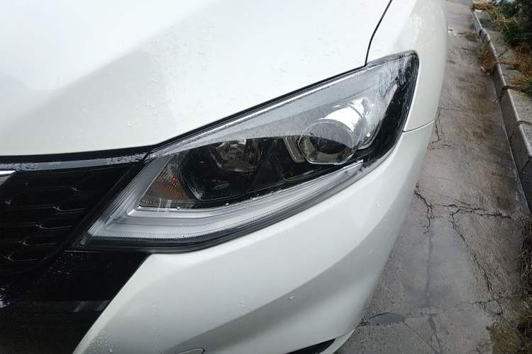 Used Nissan Tiida 2021 1.6L CVT Smart Drive Edition Left Front Headlight