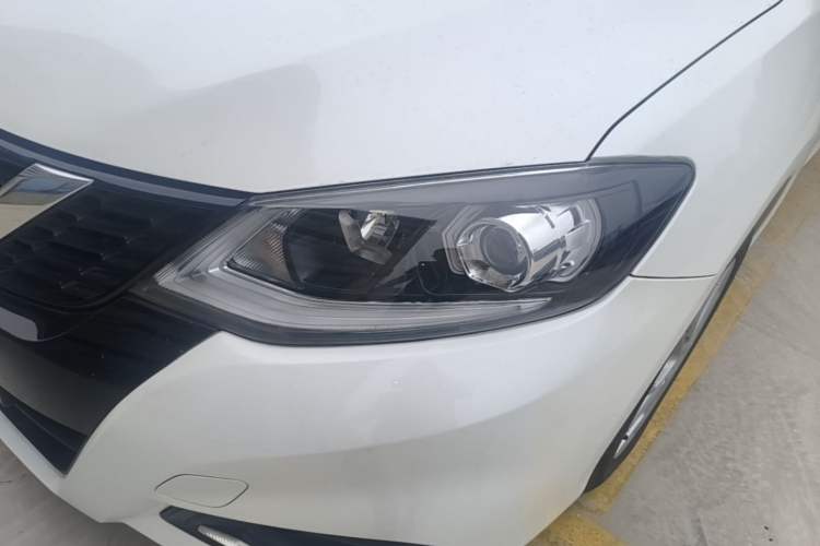 Used Nissan Tiida 2021 1.6L CVT Smart Drive Edition Left Front Headlight