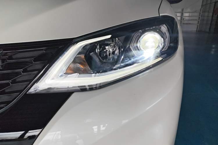 Used Nissan Tiida 2021 1.6L CVT Smart Drive Edition Left Front Headlight