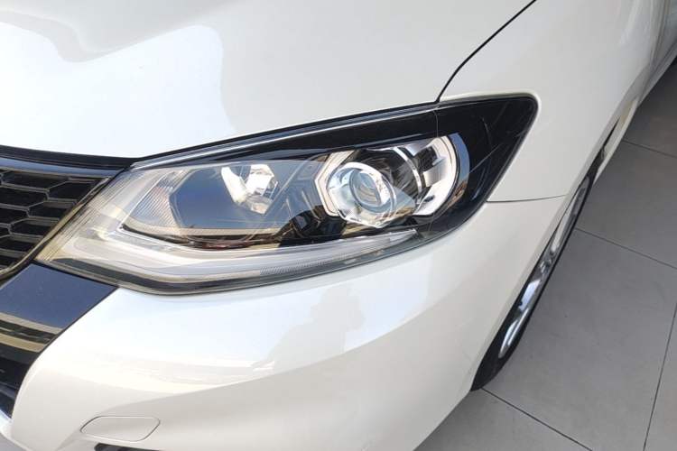 Used Nissan Tiida 2021 1.6L CVT Smart Drive Edition Left Front Headlight