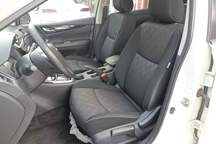 Used Nissan Tiida 2021 1.6L CVT Cool Edition Left Front Seat