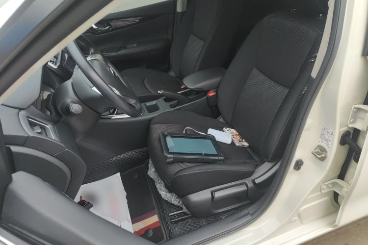Used Nissan Tiida 2021 1.6L CVT Cool Edition Left Front Seat