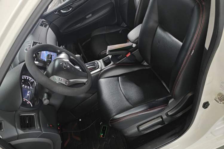 Used Nissan Tiida 2021 1.6L CVT Cool Edition Left Front Seat
