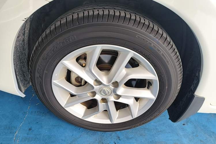 Used Nissan Tiida 2021 1.6L CVT Smart Drive Edition Left Front Wheel Hub