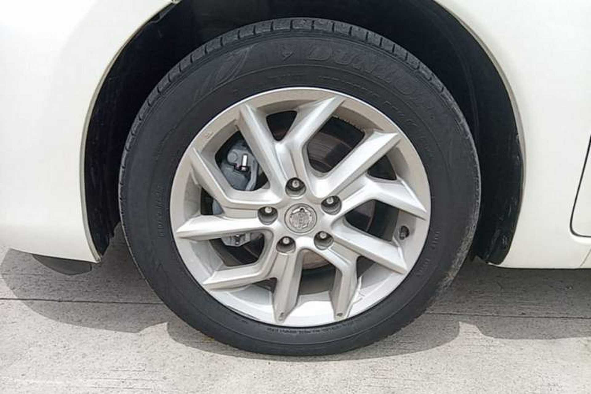 Used Nissan Tiida 2021 1.6L CVT Smart Drive Edition Left Front Wheel Hub