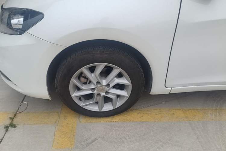 Used Nissan Tiida 2021 1.6L CVT Smart Drive Edition Left Front Wheel Hub