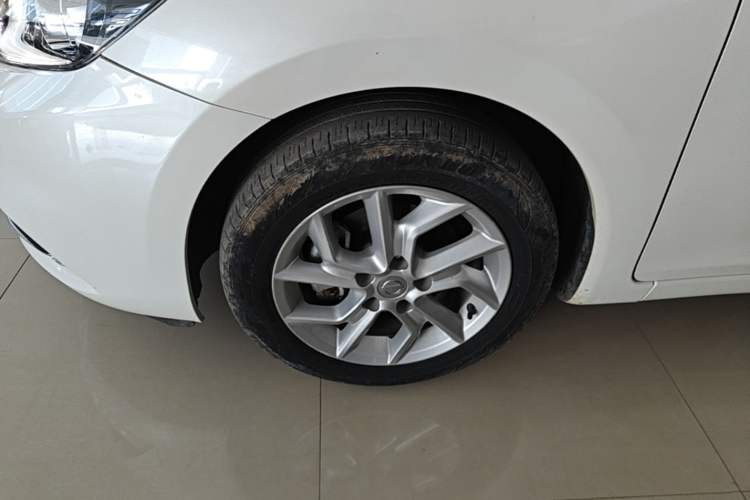 Used Nissan Tiida 2021 1.6L CVT Smart Drive Edition Left Front Wheel Hub