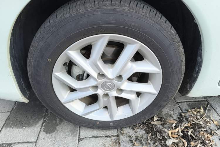 Used Nissan Tiida 2021 1.6L CVT Smart Drive Edition Left Front Wheel Hub