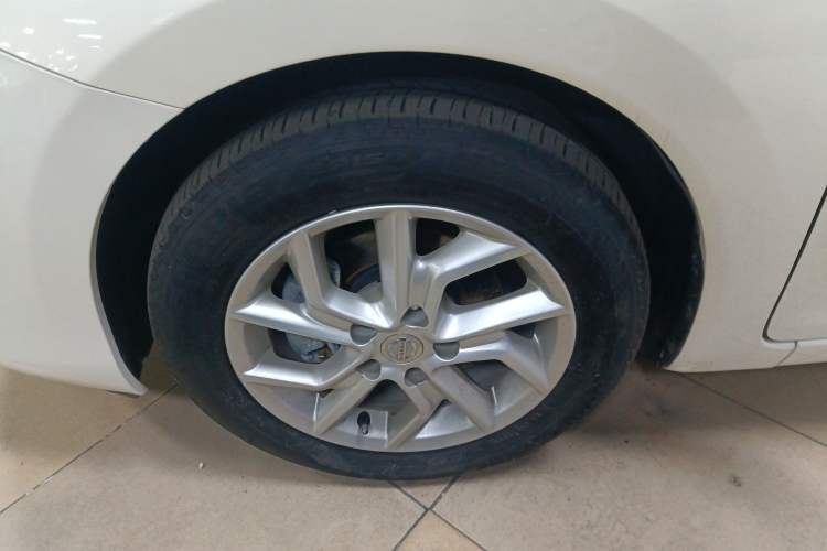 Used Nissan Tiida 2021 1.6L CVT Smart Drive Edition Left Front Wheel Hub