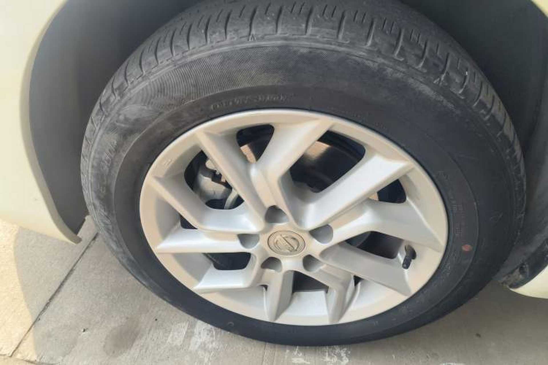 Used Nissan Tiida 2021 1.6L CVT Cool Edition Left Front Wheel Hub