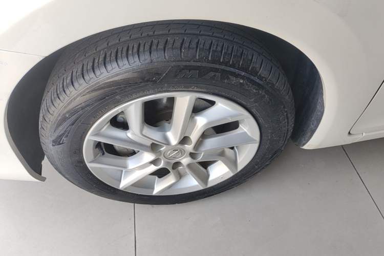 Used Nissan Tiida 2021 1.6L CVT Smart Drive Edition Left Front Wheel Hub
