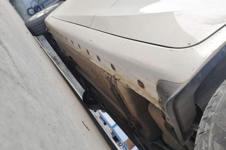 Used Nissan Tiida 2021 1.6L CVT Cool Edition Left Side Sill