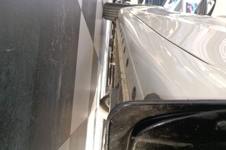 Used Nissan Tiida 2021 1.6L CVT Cool Edition Left Side Sill