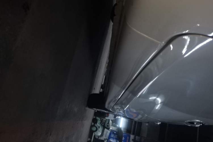 Used Nissan Tiida 2021 1.6L CVT Smart Drive Edition Left Side Sill