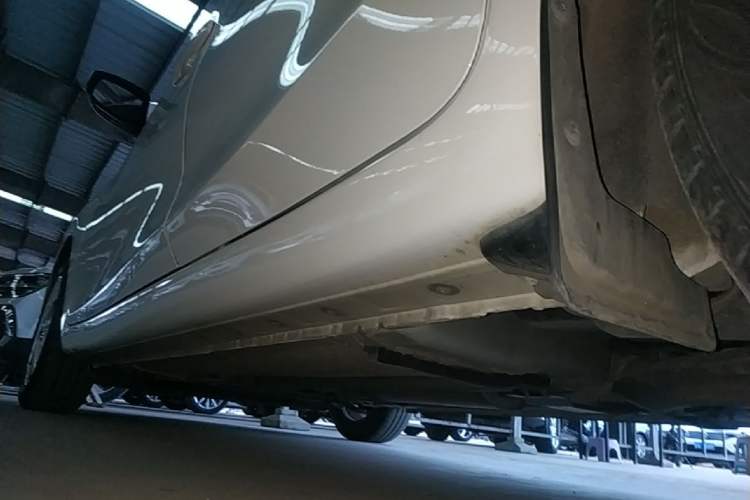 Used Nissan Tiida 2021 1.6L CVT Cool Edition Left Side Sill