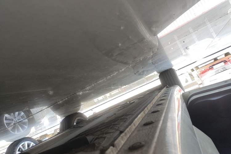 Used Nissan Tiida 2021 1.6L CVT Smart Drive Edition Left Side Sill