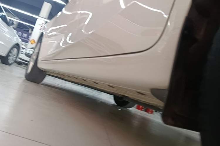 Used Nissan Tiida 2021 1.6L CVT Smart Drive Edition Left Side Sill