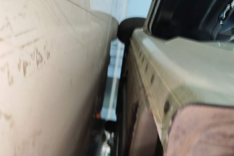 Used Nissan Tiida 2021 1.6L CVT Smart Drive Edition Left Side Sill
