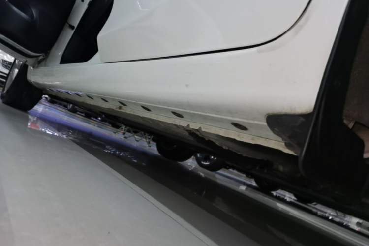 Used Nissan Tiida 2021 1.6L CVT Smart Drive Edition Left Side Sill