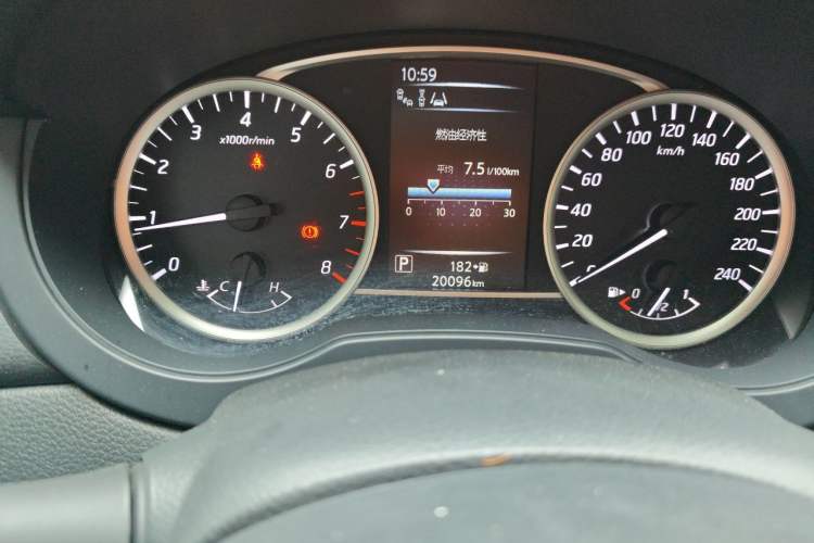Used Nissan Tiida 2021 1.6L CVT Smart Drive Edition Odometer Close Up