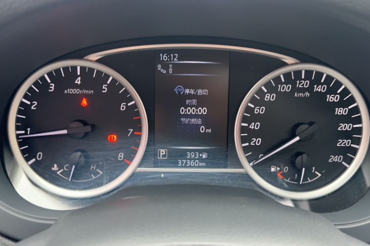 Used Nissan Tiida 2021 1.6L CVT Smart Drive Edition Odometer Close Up