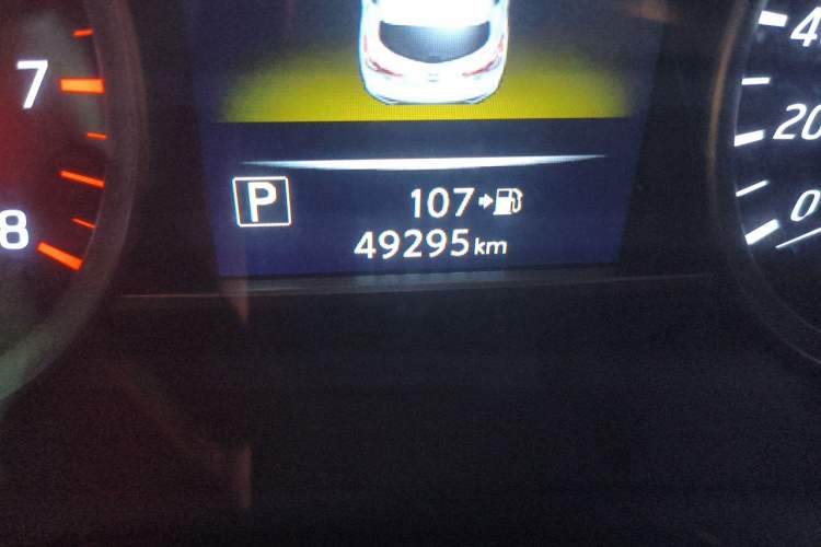 Used Nissan Tiida 2021 1.6L CVT Smart Drive Edition Odometer Close Up