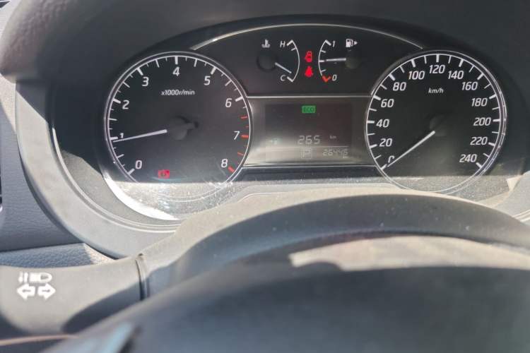 Used Nissan Tiida 2021 1.6L CVT Cool Edition Odometer Close Up