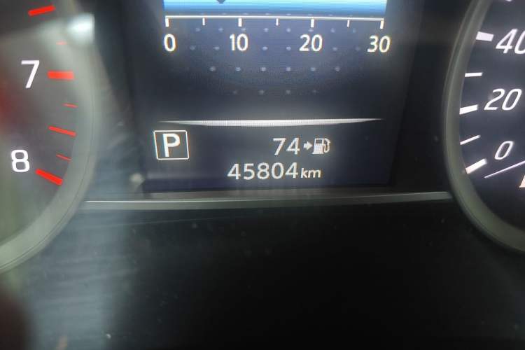 Used Nissan Tiida 2021 1.6L CVT Smart Drive Edition Odometer Close Up