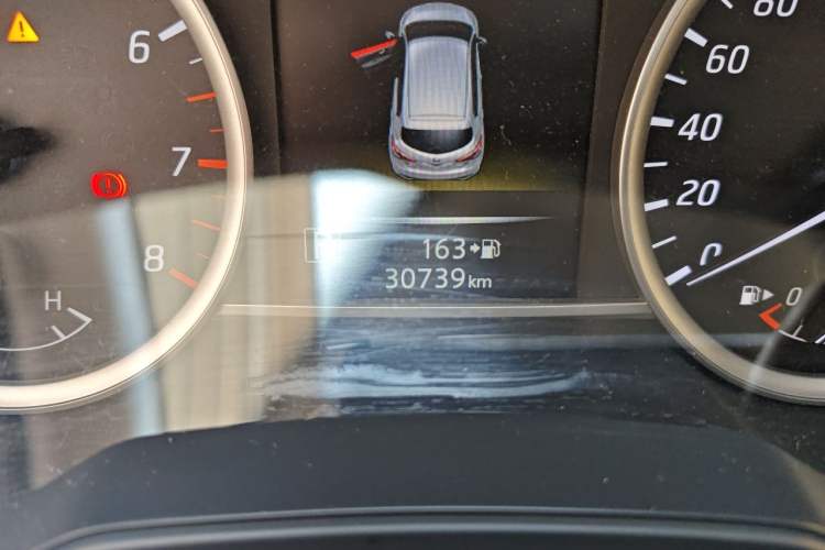 Used Nissan Tiida 2021 1.6L CVT Smart Drive Edition Odometer Close Up