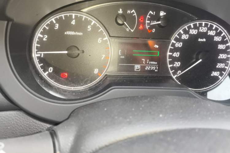 Used Nissan Tiida 2021 1.6L CVT Cool Edition Odometer Close Up