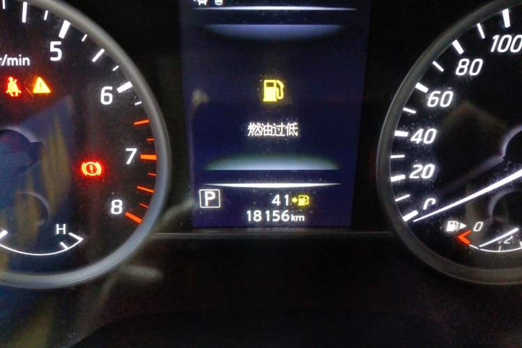 Used Nissan Tiida 2021 1.6L CVT Smart Drive Edition Odometer Close Up