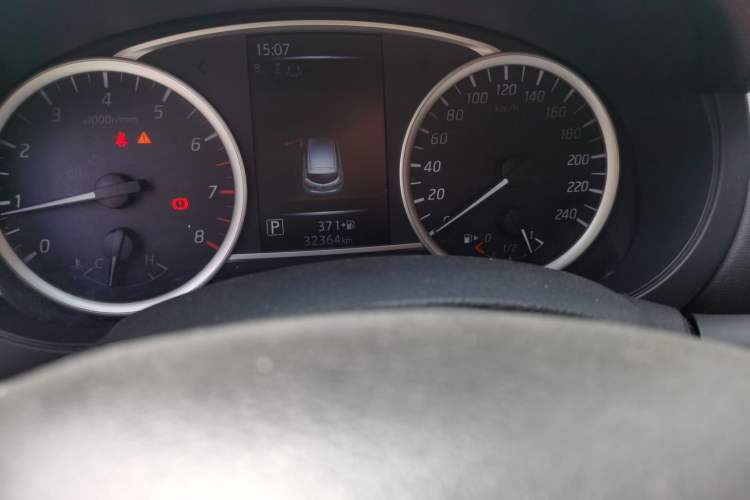 Used Nissan Tiida 2021 1.6L CVT Smart Drive Edition Odometer Close Up