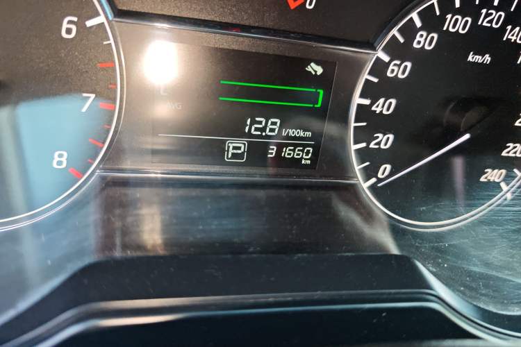 Used Nissan Tiida 2021 1.6L CVT Cool Edition Odometer Close Up