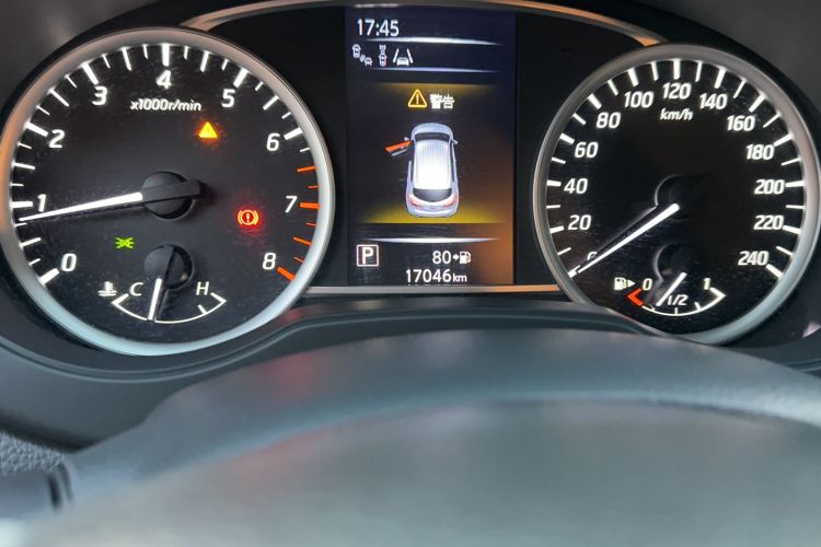 Used Nissan Tiida 2021 1.6L CVT Smart Drive Edition Odometer Close Up
