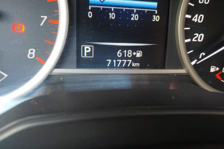 Used Nissan Tiida 2021 1.6L CVT Smart Drive Edition Odometer Close Up