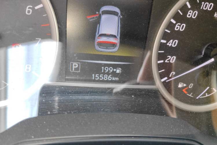 Used Nissan Tiida 2021 1.6L CVT Smart Drive Edition Odometer Close Up