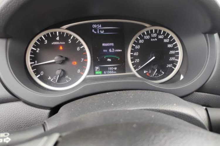 Used Nissan Tiida 2021 1.6L CVT Smart Drive Edition Odometer Close Up