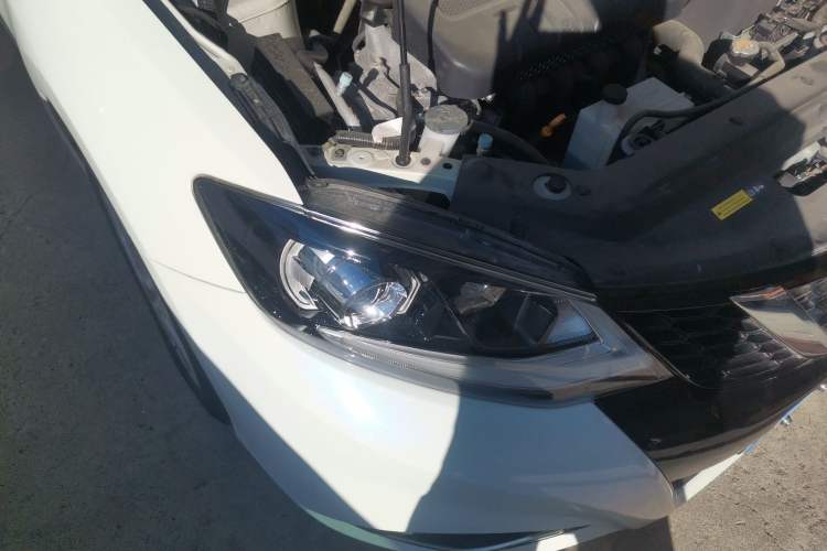 Used Nissan Tiida 2021 1.6L CVT Smart Drive Edition Right Front Headlight
