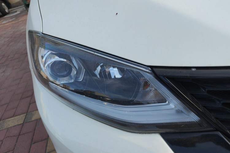 Used Nissan Tiida 2021 1.6L CVT Smart Drive Edition Right Front Headlight