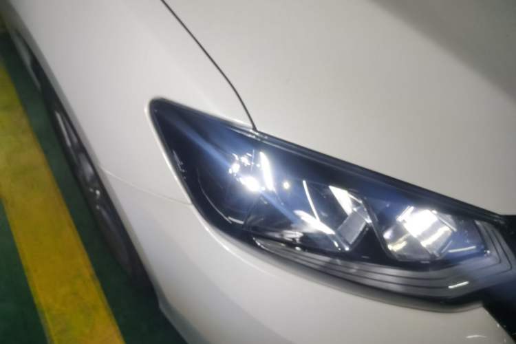 Used Nissan Tiida 2021 1.6L CVT Cool Edition Right Front Headlight