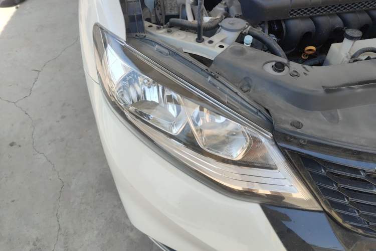 Used Nissan Tiida 2021 1.6L CVT Cool Edition Right Front Headlight